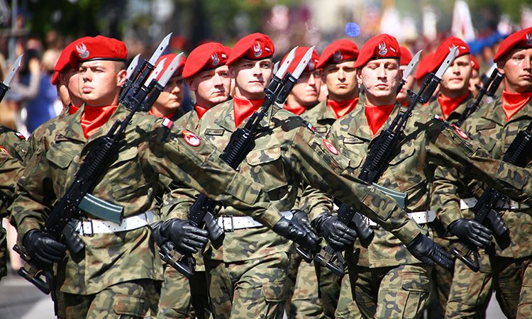 Уряд Польщі готується до можливого нападу РФ - Дещиця
