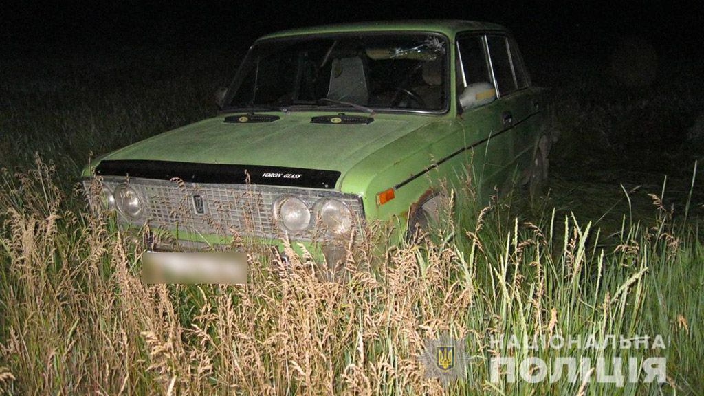 На Полтавщині поліцейські затримали нетверезого водія, який автомобілем збив двох патрульних