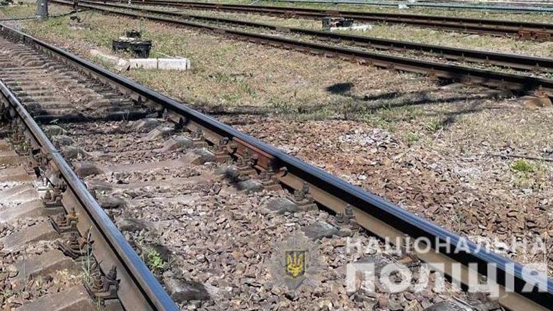 У Кременчуці під потяг потрапив місцевий чоловік: постраждалий не вижив