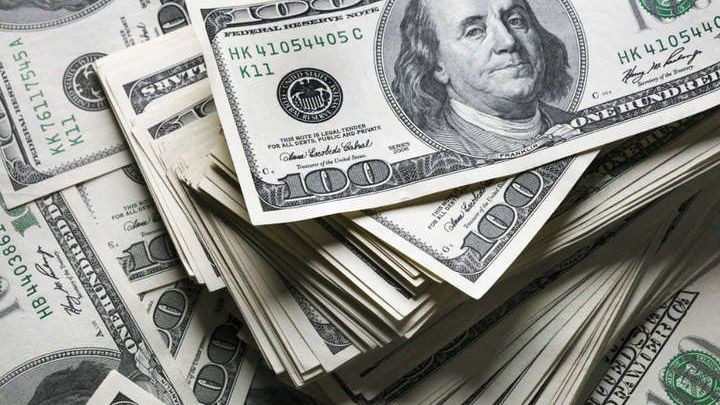 Експерт розповів, що восени буде з доларом в Україні: прогноз невтішний