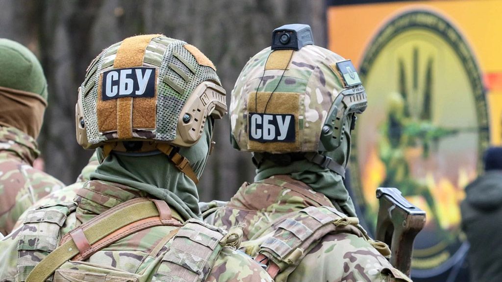СБУ затримала двох російських агентів, які шукали «слабкі місця» в оборонних рубежах Сумщини