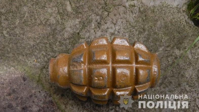 На Полтавщині поліція вилучила в чоловіка гранату