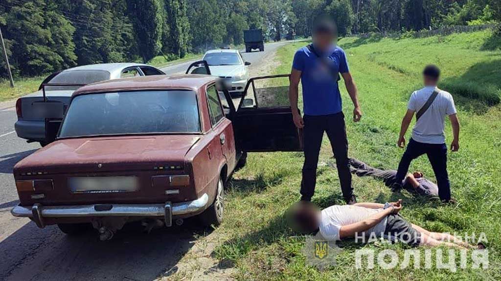 На Полтавщині викрили банду торговців зброєю