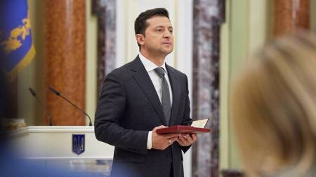 Педагоги з Полтавщини отримали президентські нагороди
