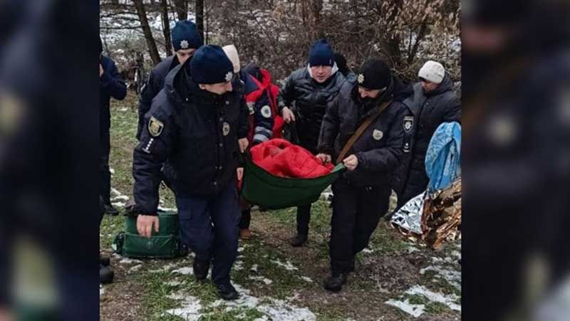 На Полтавщині поліцейські та небайдужі люди врятували від 84-річну бабусю