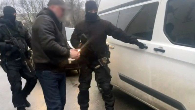 Поліцейські затримали «ворів у законі» «Умку» та «Лашу Свана»