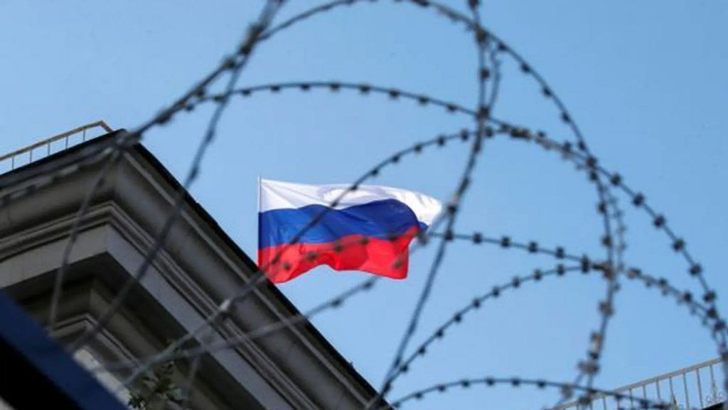 Єврокомісія представила десятий пакет санкцій проти росії