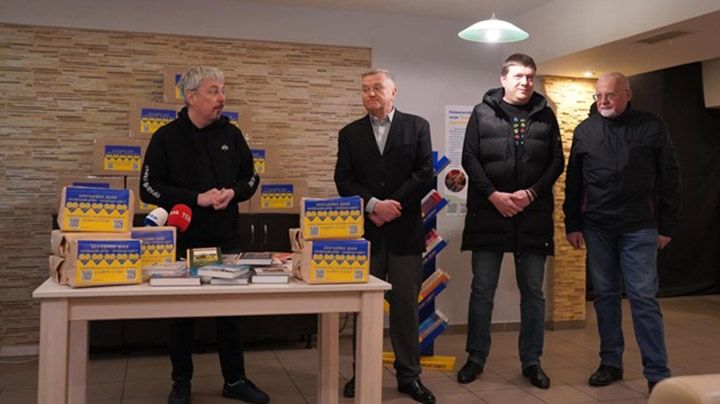 Близько 40 тисяч книжок передали до «Пунктів незламності»