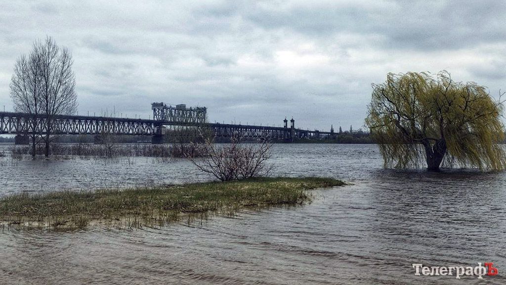 Рівень води на Кременчуцькому водосховищі впав