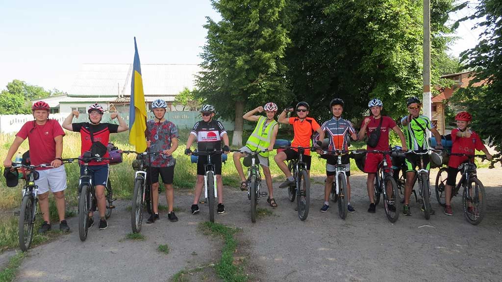 Кобеляцькі велотуристи кращі у фігурному водінні, тріалі й кросі