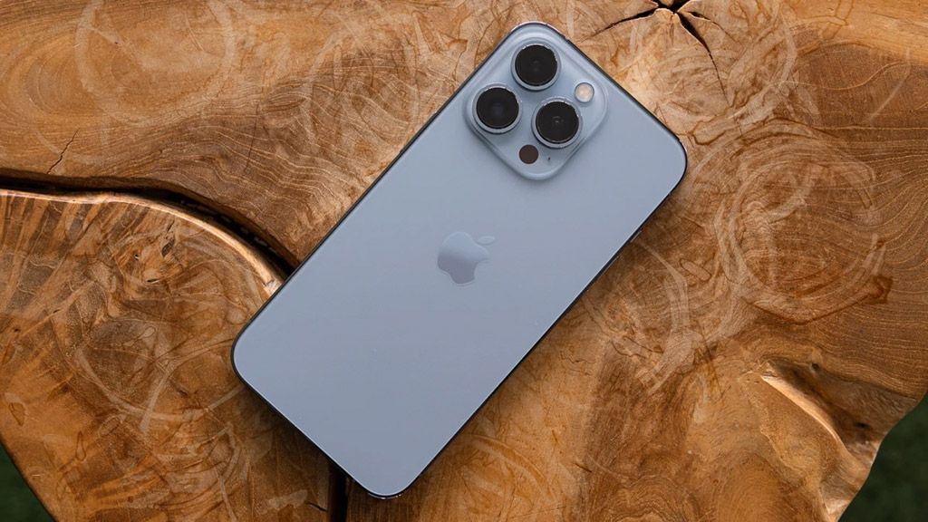 iPhone 13 — смартфон, получивший признания во всем мире