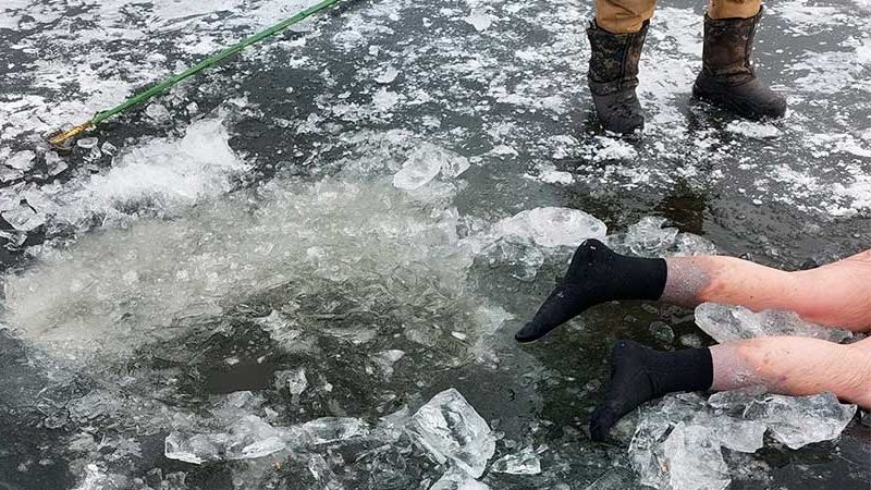 У Миргороді в річці виявили тіло чоловіка