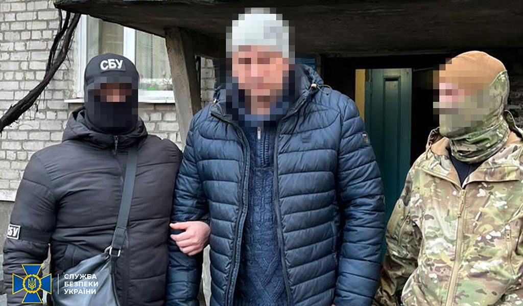 СБУ затримала посадовця Укрзалізниці, який шпигував за залізничними перевезеннями військової техніки ЗСУ