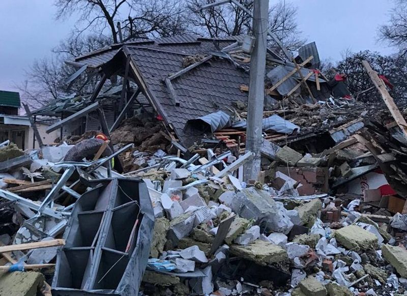 Окупанти вбили немовля та поранили трьох жінок у Харківській області