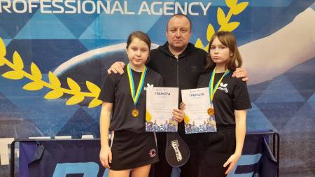 Анна Смірнова та Юлія Коваленко увійшли в «топ» тенісисток