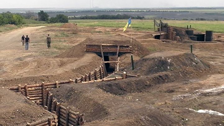 Наші земляки будують фортифікаційні споруди на Донеччині