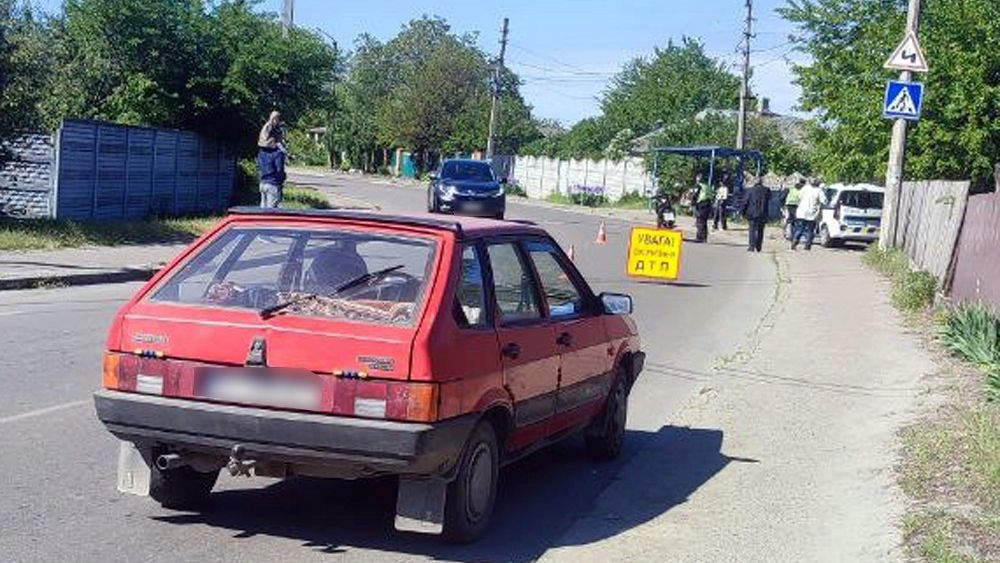 У Полтаві зіткнувся мотоцикл з легковиком: одну людину травмовано