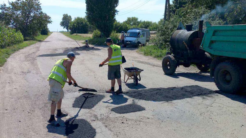 У селі Коваленківка Шенгурівського старостату відремонтували дорогу
