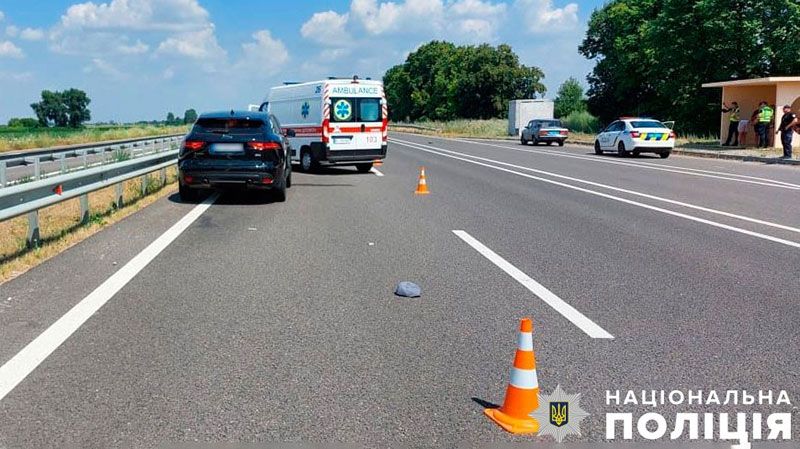 У Чутівській громаді на трасі сталася ДТП, в якій загинула людина