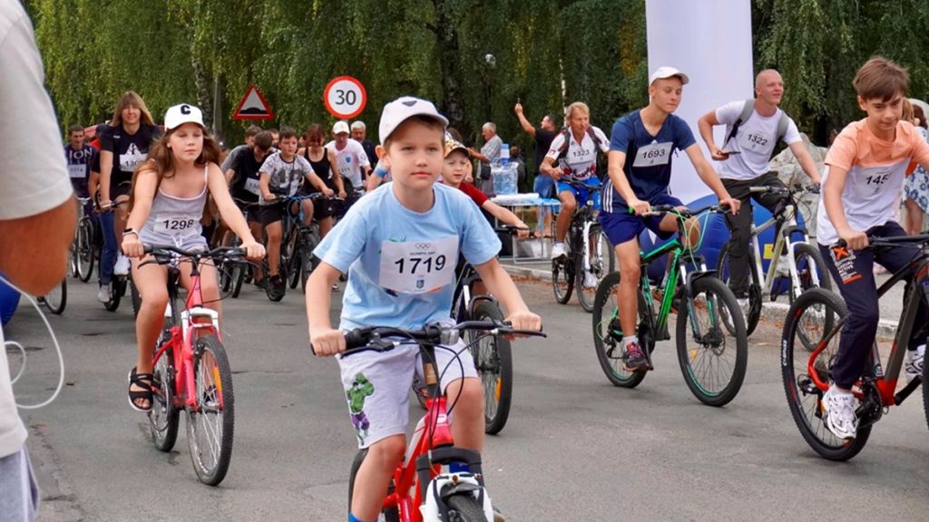 У Оржиці до Дня молоді України провели велопробіг