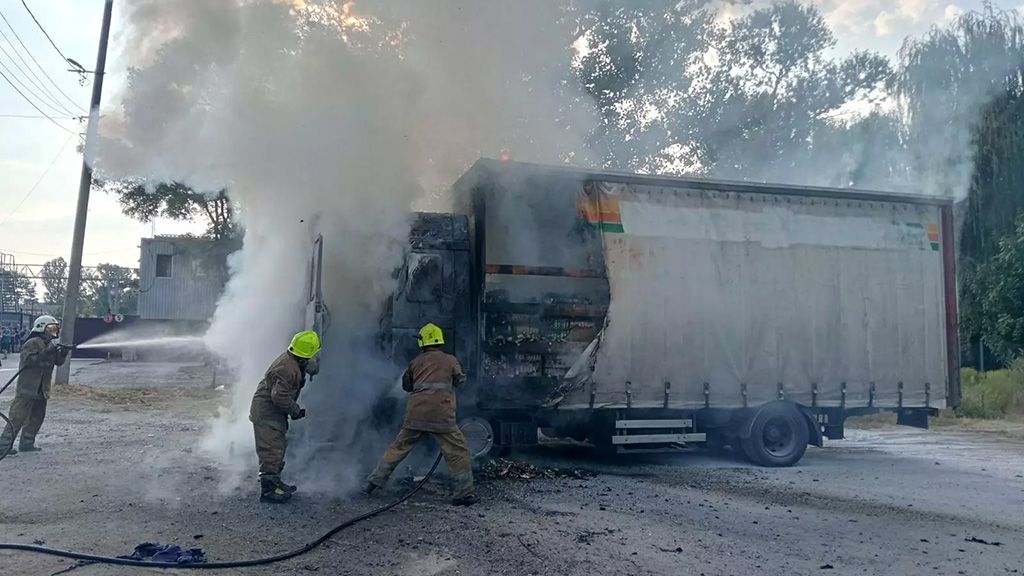 У Кременчуці горіла вантажівка