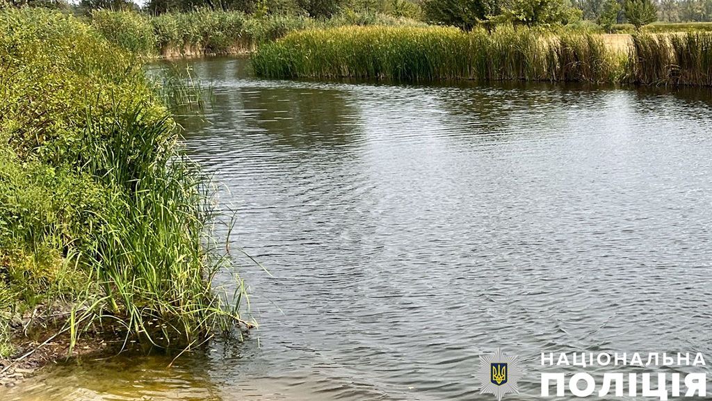 У Решетилівській громаді у водоймі виявили тіло чоловіка