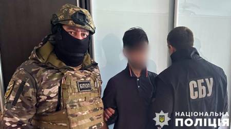 На Полтавщині затримали двох молодих хлопців, які підпалювали автомобілі військових