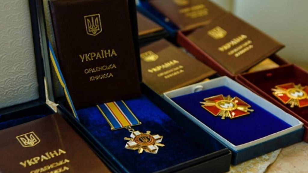 34 зрадників України позбавили держнагород, – президент підписав указ