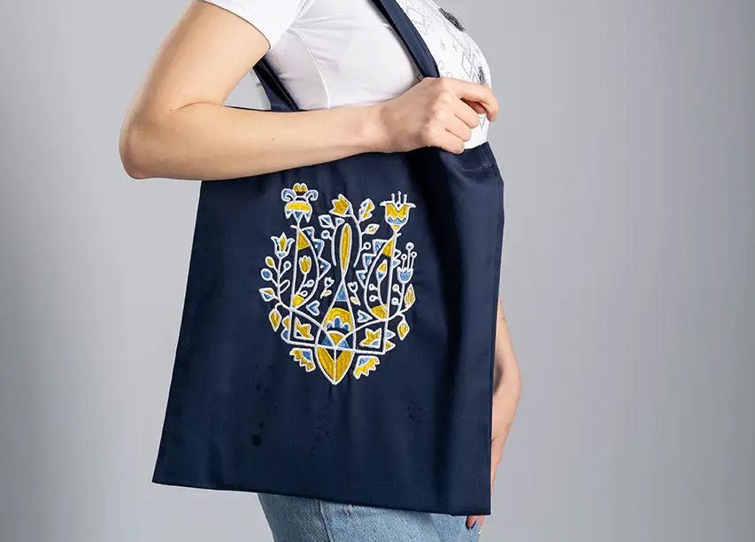 3 стильні ідеї брендування еко-сумок: як зробити ваш логотип впізнаваним