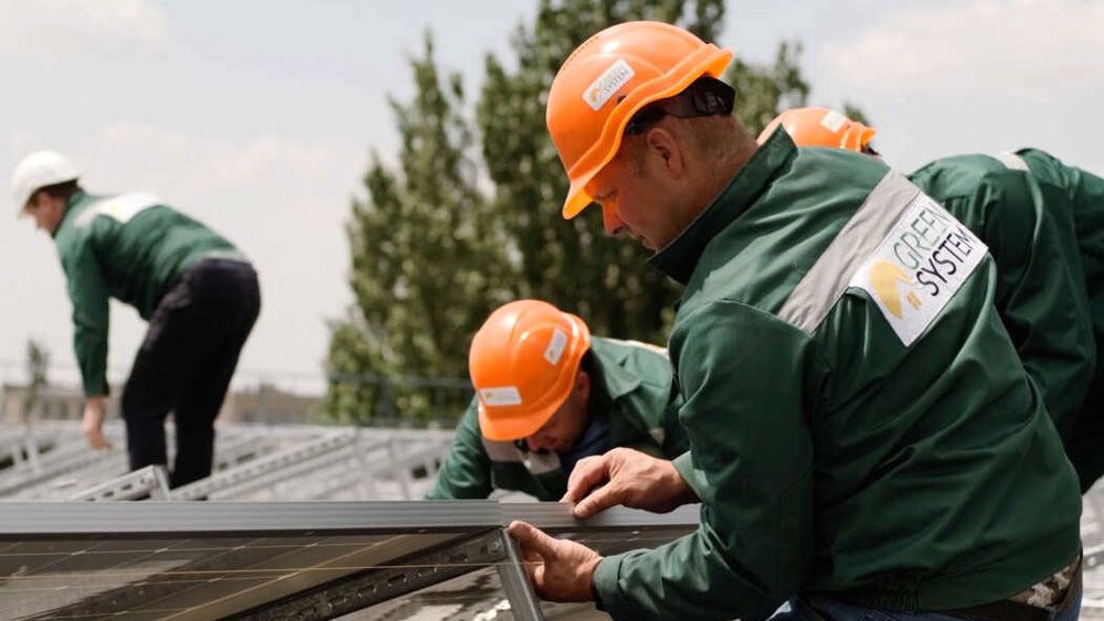 Сонячні електростанції: переваги, принципи роботи та перспективи розвитку