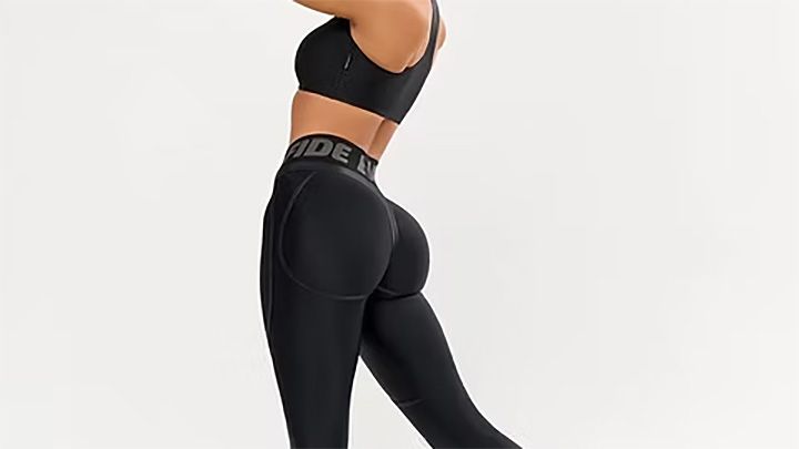 Жіночі спортивні лосіни: функціональність, стиль та практичність