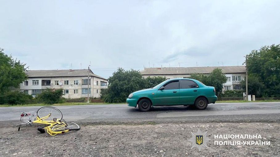 На Полтавщині внаслідок ДТП постраждала велосипедистка: поліція проводить розслідування