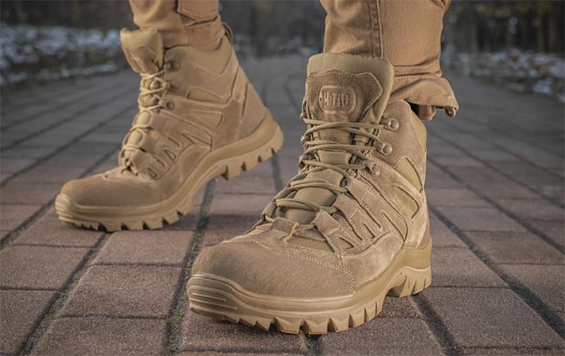 Чим тактичне взуття відрізняється від звичайного?