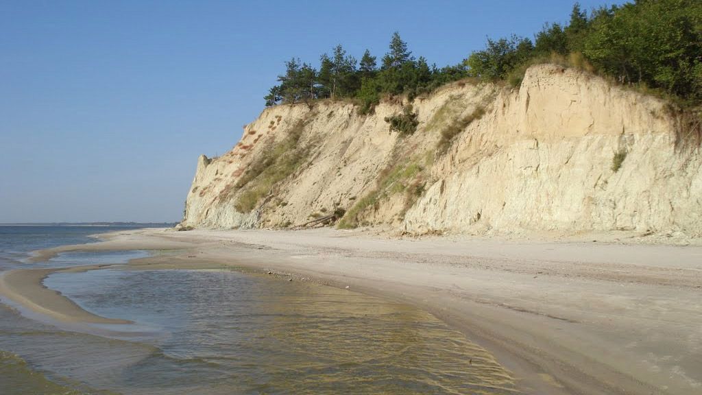 На Полтавщині правоохоронці викрили директора та інженера двох товариств на зловживанні під час берегоукріплення Кременчуцького водосховища