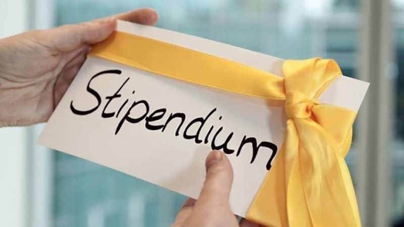 Хто отримає нову президентську стипендію