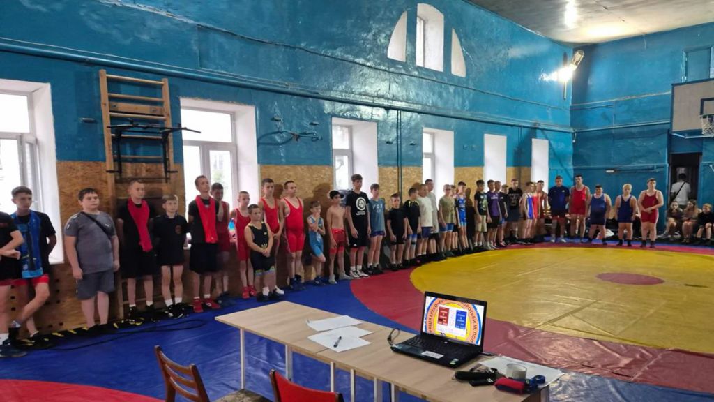 Юні борці визначили найсильніших: у Полтаві відбувся чемпіонат області з греко-римської боротьби серед U-13