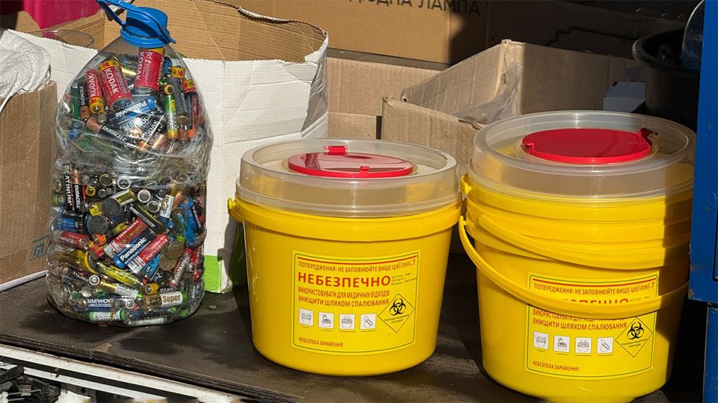 На Полтавщині екобус КАТП-1628 зібрав понад 33 кг протермінованих ліків за чотири місяці