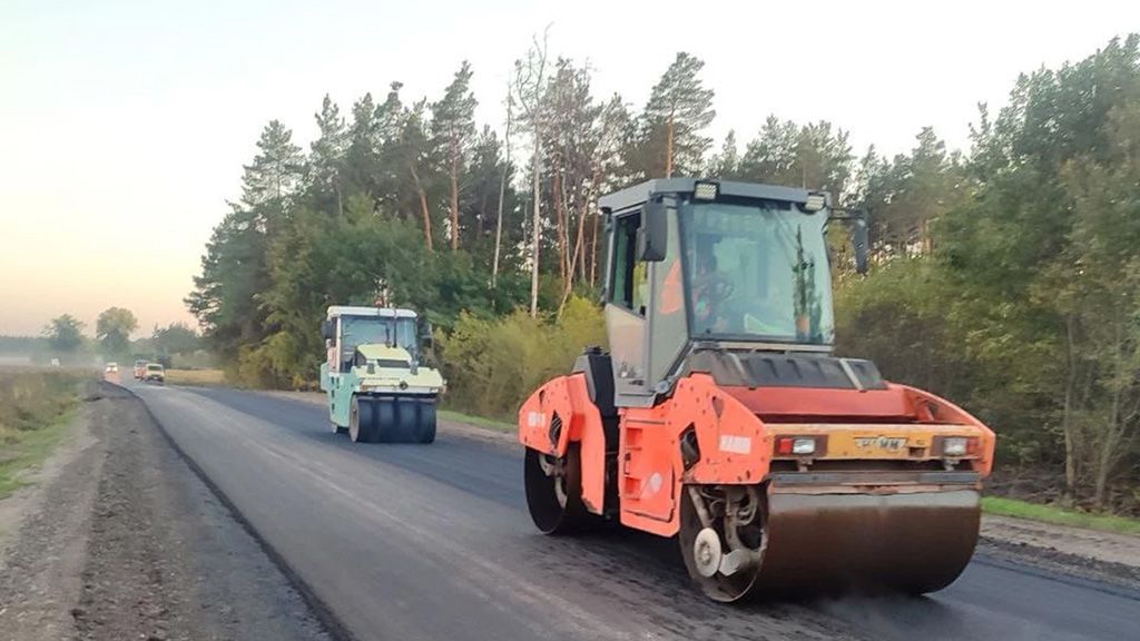 У області оновили 530 тисяч квадратних метрів доріг