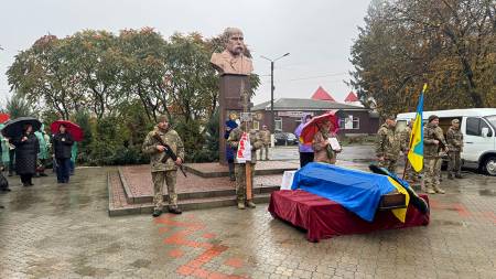 Хорольська громада попрощалася з Героєм Артемом Кирієм