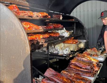 Одразу два рекорди з барбекю