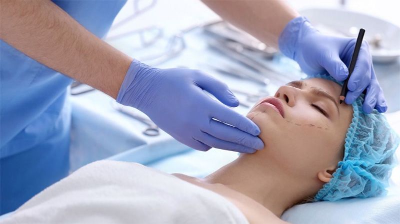 Сучасна естетична медицина змінює підхід до краси
