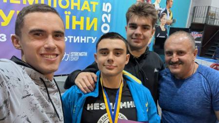 Пауерліфтери Юрія Стрюка здобули три медалі