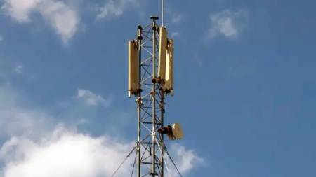 Уряд створив координаційний штаб для захисту зв’язку під час атак на енергоінфраструктуру — Мінцифра