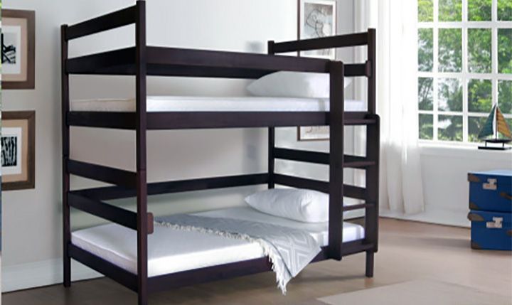 Кожній сім’ї — по двоє дітей, а про двоярусне ліжко для них потурбувалися в «Добраніч»