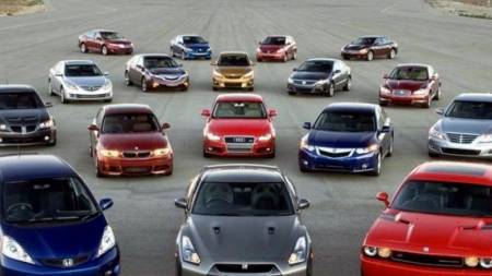 Найпопулярніші бензинові авто жовтня