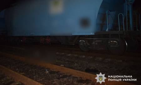 У Кременчуці на залізничних коліях загинув підліток