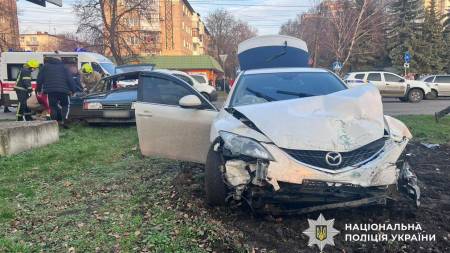 У Миргороді травмувалася жінка внаслідок зіткнення двох автомобілів
