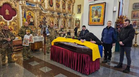 Полтава попрощалася із Захисником України Олексієм Каніболоцьким