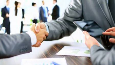 Майже 15 тисяч людей знайшли роботу