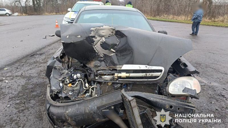 У Лубенському районі зіткнулися два автомобілі – травмовано жінку